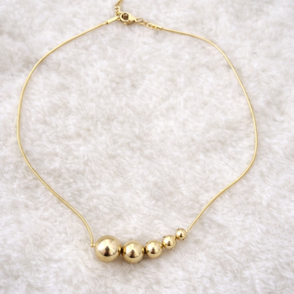 Elegant Tone Gold Necklace - Picture 4 of 4